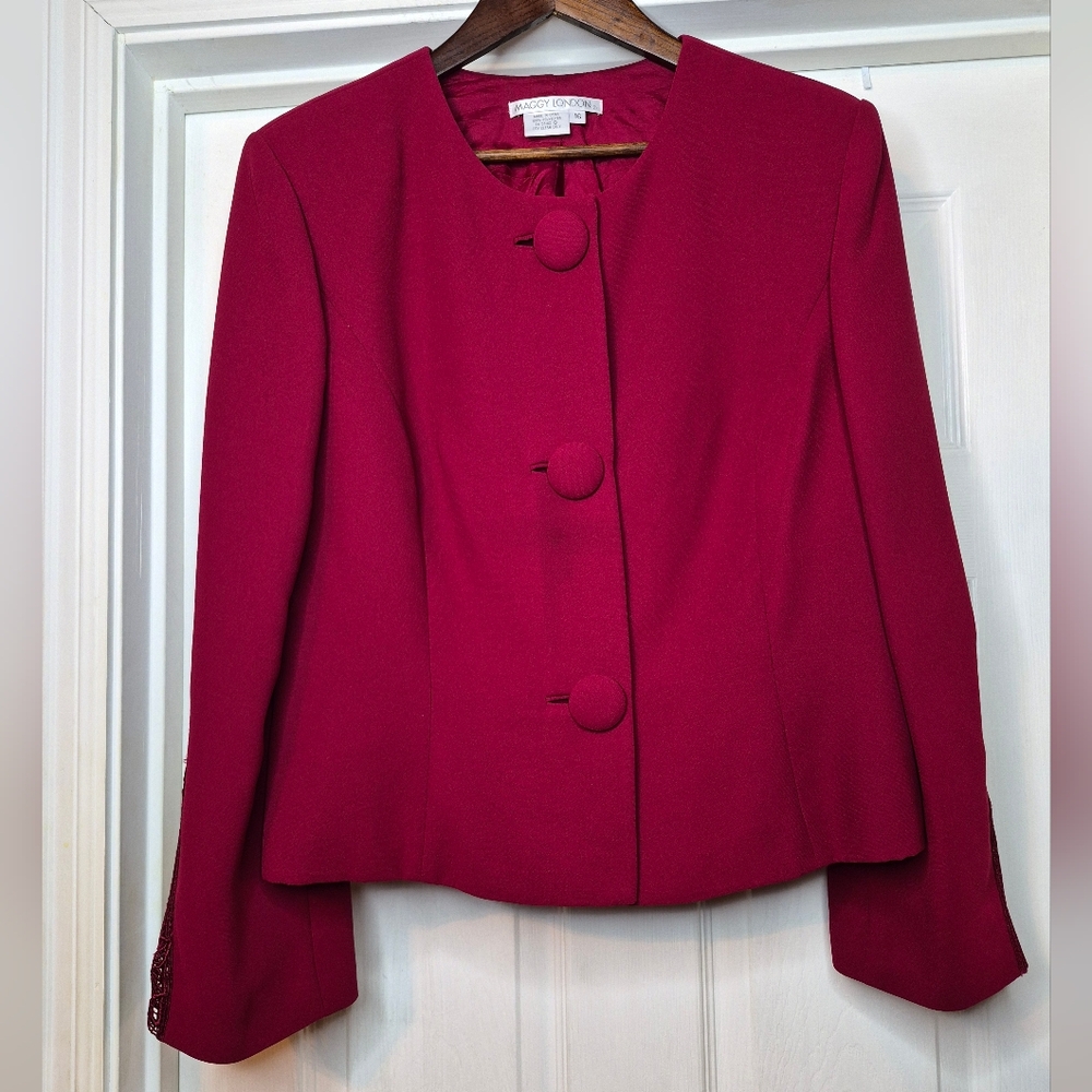 Maggy London Classic Women's Button-Front Blazer Jacket in Deep Berry Size 16